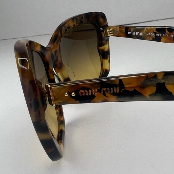Miu Miu Womens Brown Tortoise Shell Metallic Square Lens Sunglasses | PRELOVED🤎 - Picture 9 of 15